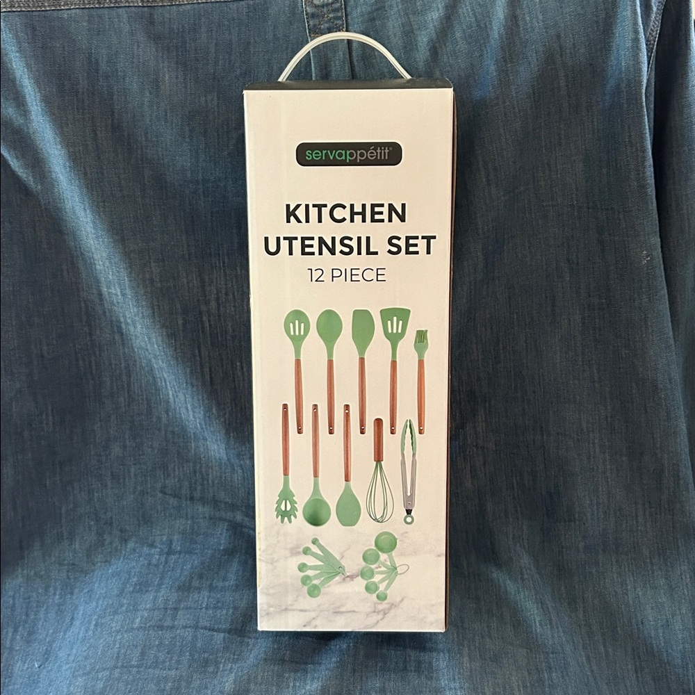 NEW 12 Piece Kitchen Utensil Set